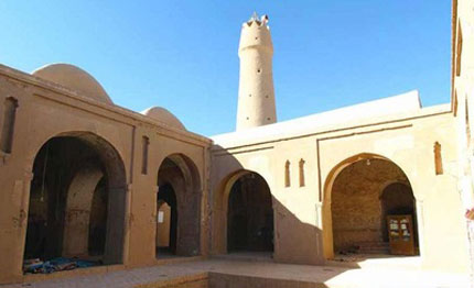 اهمیت تاریخی رباط کریم/ عمارت باغ امیر سمنان/ پایتخت لواشک ایران/ آرامگاه سلطان عطابخش/ قهرج قدیمی ترین مسجد ایران