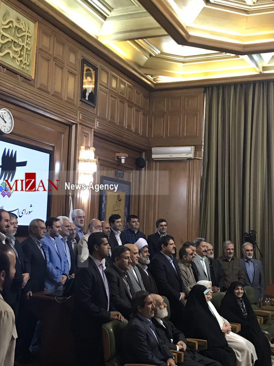 آغاز آخرین جلسه علنی شورای شهر چهارم تهران/ شعر خوانی مختاباد برای اعضا+تصاویر