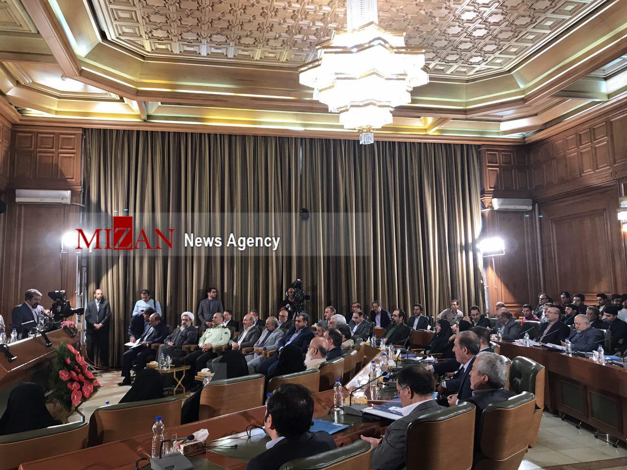 مراسم تحلیف اعضای شورای شهر پنجم آغاز شد