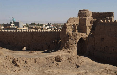 ارگ انار کرمان/ باغ های خراسان جنوبی/ موزه سلطان آباد اراک/ زادگاه نیما یوشیج