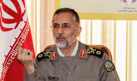 آنچه مقام معظم رهبری خطاب به فرماندهان سابق و فعلی ارتش گفتند