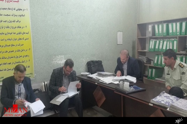 بازدید سرزده دادستان عمومی و انقلاب مرکز کرمانشاه از کلانتری ۱۶ سعدی + عکس