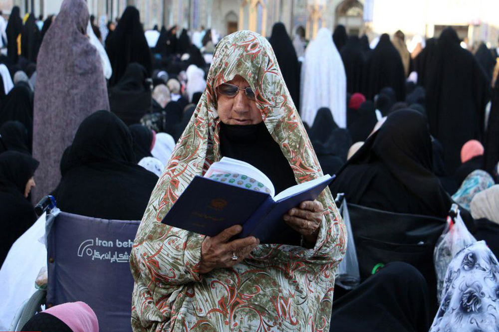 نماز عید قربان در حرم مطهر رضوی