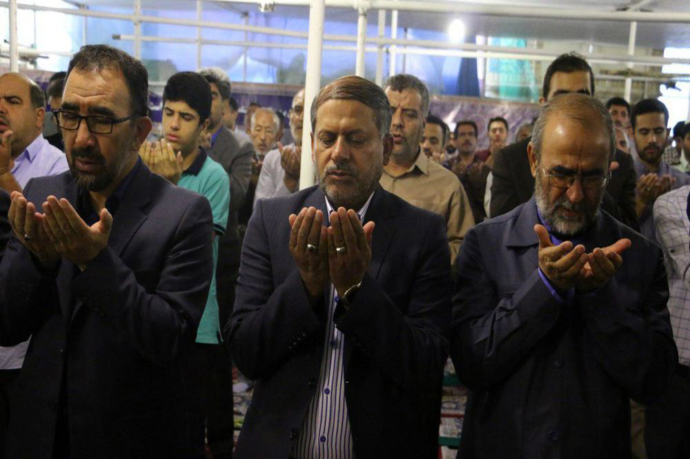 نماز عید قربان در حرم مطهر رضوی
