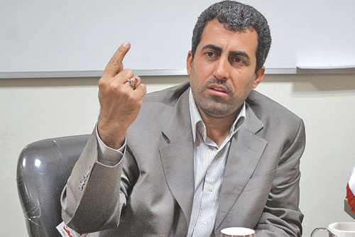 دولت درباره راه‌اندازی سامانه حقوق ودستمزد مسئولین براساس مصوبه برنامه ششم گزارشی به مجلس ارائه دهد