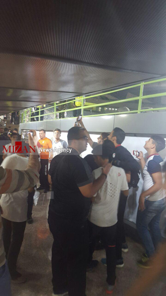 چرا با «ارتش سلفیبگیران» برخورد نمیشود؟/ میکسدزون جای عکس گرفتن نیست + عکس چرا با «ارتش سلفیبگیران» برخورد نمیشود؟/ میکسدزون جای عکس گرفتن نیست + عکس