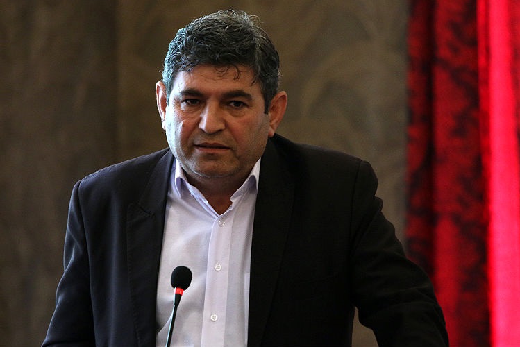 لاریجانی معتقد به تعامل دستگاه‌ها درباره حل مشکلات سپرده‌گذاران در مؤسسات مالی و اعتباری است