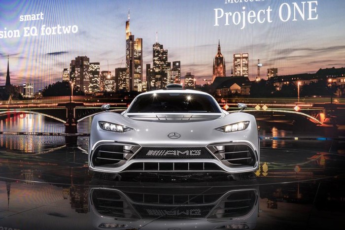 رونمایی مرسدس بنز از Project One؛ یک ابرخودروی اعجاب انگیز! +تصاویر رونمایی مرسدس بنز از Project One؛ یک ابرخودروی اعجاب انگیز! +تصاویر