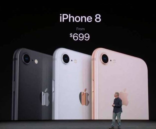 عکس/ مراسم رونمایی از محصولات جدید Apple/ شگفتی هایی که همکاران جابز ساختند!