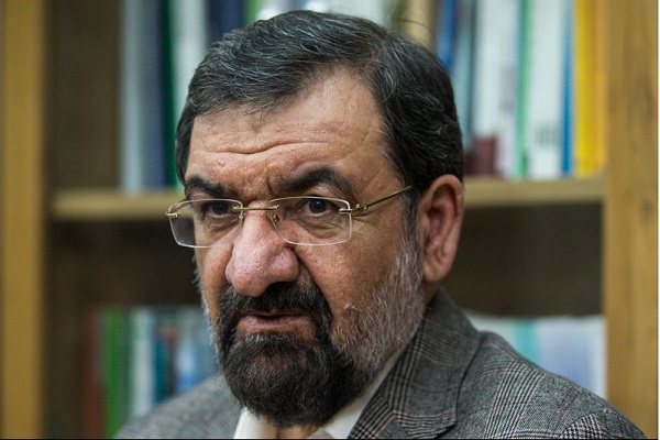 محسن رضایی: چرا خودروسازی ما پس از 60 سال اینگونه عقب ایستاده؟!