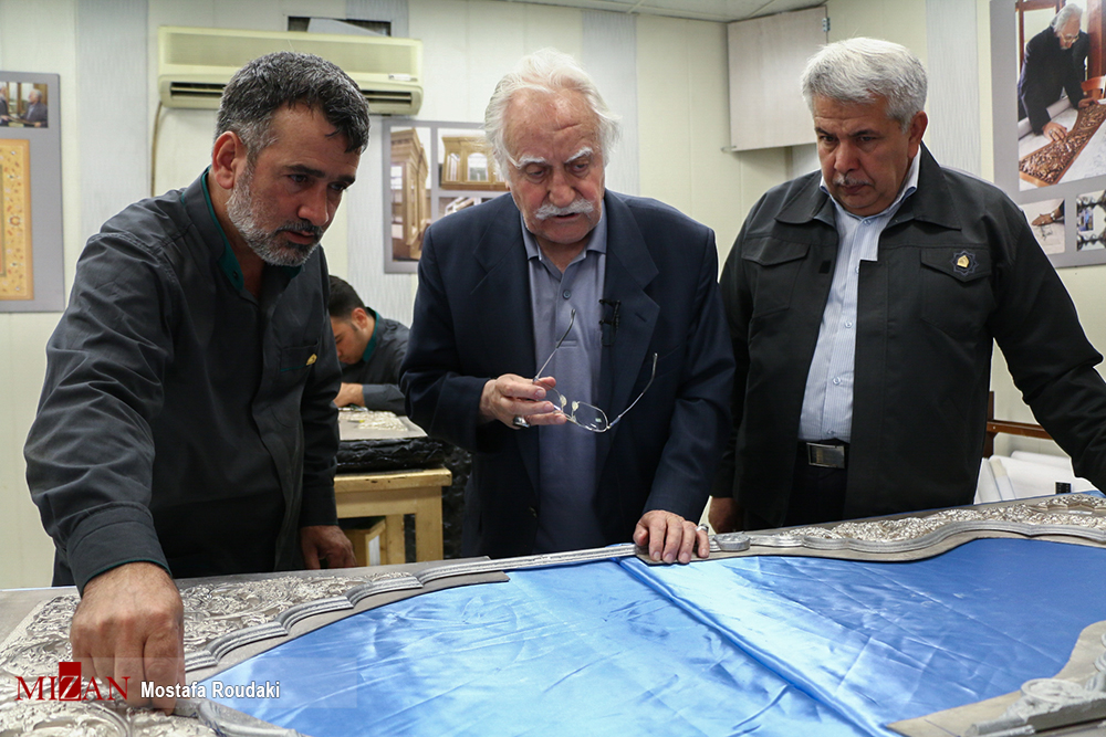 هنرنمایی در کربلای ایران/ آخرین وضعیت ساخت ضریح حضرت عبدالعظیم(ع)/ نقل قول استاد فرشچیان از آیتالله سیستانی هنرنمایی در کربلای ایران/ آخرین وضعیت ساخت ضریح حضرت عبدالعظیم(ع)/ نقل قول استاد فرشچیان از آیتالله سیستانی