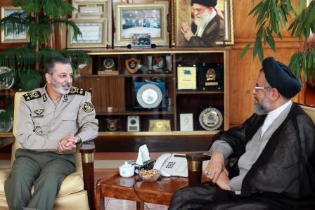 حجت‌الاسلام علوی با سرلشکر موسوی دیدار کرد