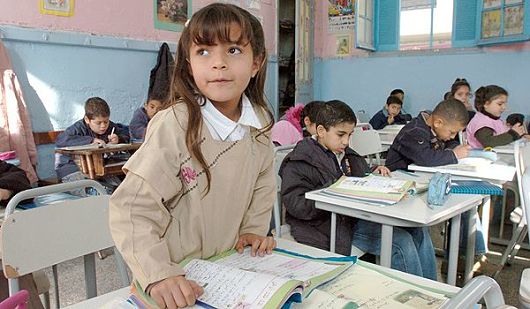 رفتار ضد اسلامی یک معلم با واکنش گسترده مردم تونس مواجه شد