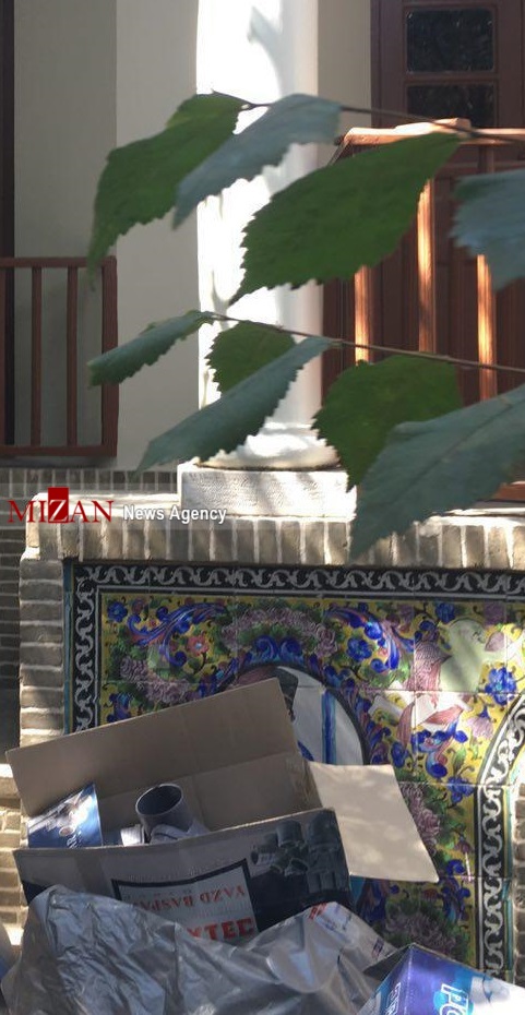 مرمت و دخالت غیر قانونی در خانه صادق هدایت/ کسب درآمد پنهانی از خانه هدایت + تصاویر مرمت و دخالت غیر قانونی در خانه صادق هدایت/ کسب درآمد پنهانی از خانه هدایت + تصاویر