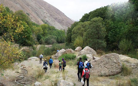 برگ جهان، روستایی زیبا مناسب برای گردشگری پاییزی+تصاویر برگ جهان، روستایی زیبا مناسب برای گردشگری پاییزی+تصاویر