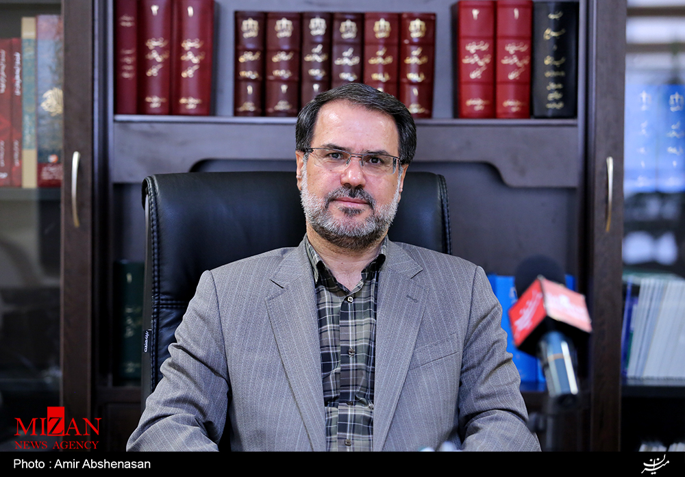 ظرفیتهای قانونی قوه قضائیه در مبارزه با قاچاق / از شناسایی فروشگاههای اینترنتی غیرمجاز تا فیلترینگ سامانههای پیامکی فروش اجناس قاچاق ظرفیتهای قانونی قوه قضائیه در مبارزه با قاچاق / از شناسایی فروشگاههای اینترنتی غیرمجاز تا فیلترینگ سامانههای پیامکی فروش اجناس قاچاق