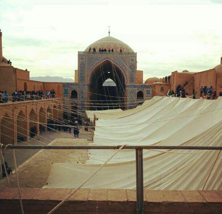 استقبال از محرم در یزد با پوش بالا کردن حسینیه ها + فیلم استقبال از محرم در یزد با پوش بالا کردن حسینیه ها + فیلم
