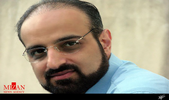 اجراي زنده محمد اصفهاني در مقبره حافظ اجراي زنده محمد اصفهاني در مقبره حافظ