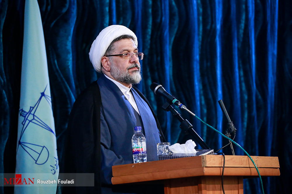 مراسم تحلیف 112 نفر کار آموزان قضایی برگزار شد