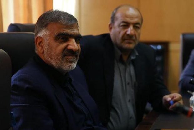 نامگذاری معبری به نام شهید حججی تا پایان آبان/افزایش ۷ میلیونی قیمت خودرو از کارخانه تا بازار طبیعی نیست/بیش از 40 درصد دانشآموزان جهان دچار بیخوابیاند/تبلیغ سیگار در سوپرمارکتها با کدام مجوز/۱۴ استان دارای نفت و گاز ۳ درصد حق آلایندگی میگیرند نامگذاری معبری به نام شهید حججی تا پایان آبان/افزایش ۷ میلیونی قیمت خودرو از کارخانه تا بازار طبیعی نیست/بیش از 40 درصد دانشآموزان جهان دچار بیخوابیاند/تبلیغ سیگار در سوپرمارکتها با کدام مجوز/۱۴ استان دارای نفت و گاز ۳ درصد حق آلایندگی میگیرند