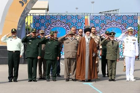 رهبر انقلاب: با کوتاه آمدن در مقابل دشمن، دشمنی ها برطرف نمی شود