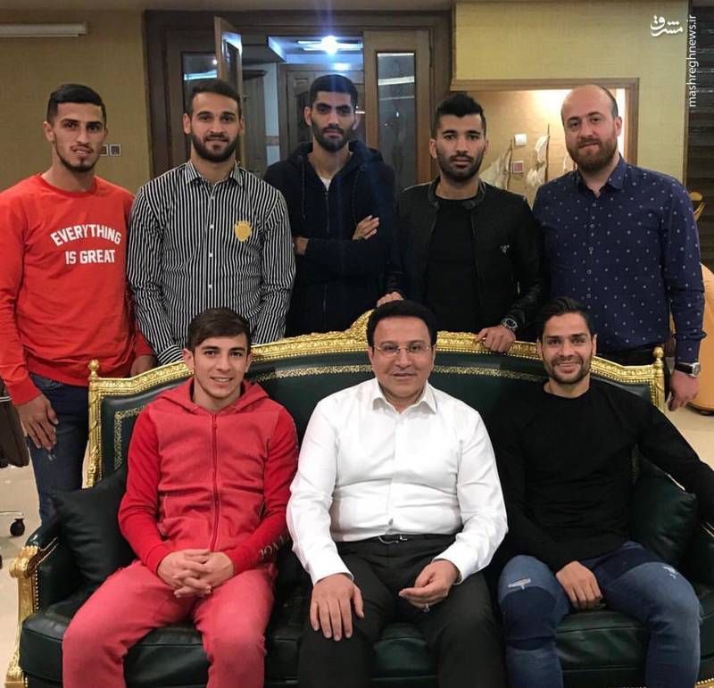 بازیکنان پرسپولیس در ضیافت شام هدایتی+عکس
