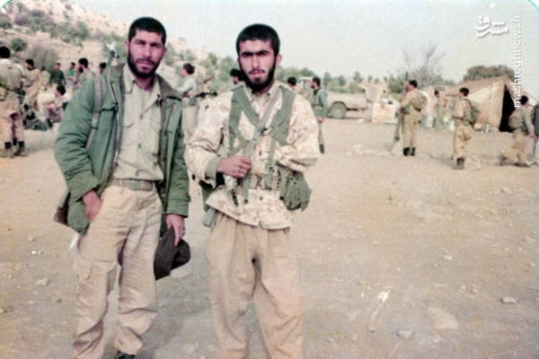 رزمنده یک دستی که با شمشیر می‌جنگید + عکس
