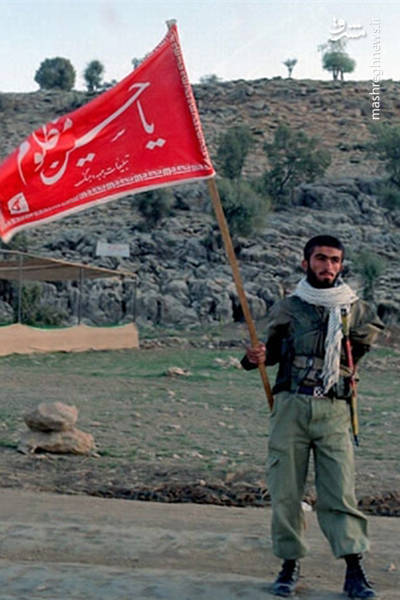 رزمنده یک دستی که با شمشیر می‌جنگید + عکس