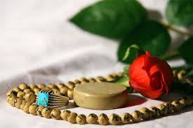 همه چیز درباره احکام خواندن سوره سجده دار در نماز