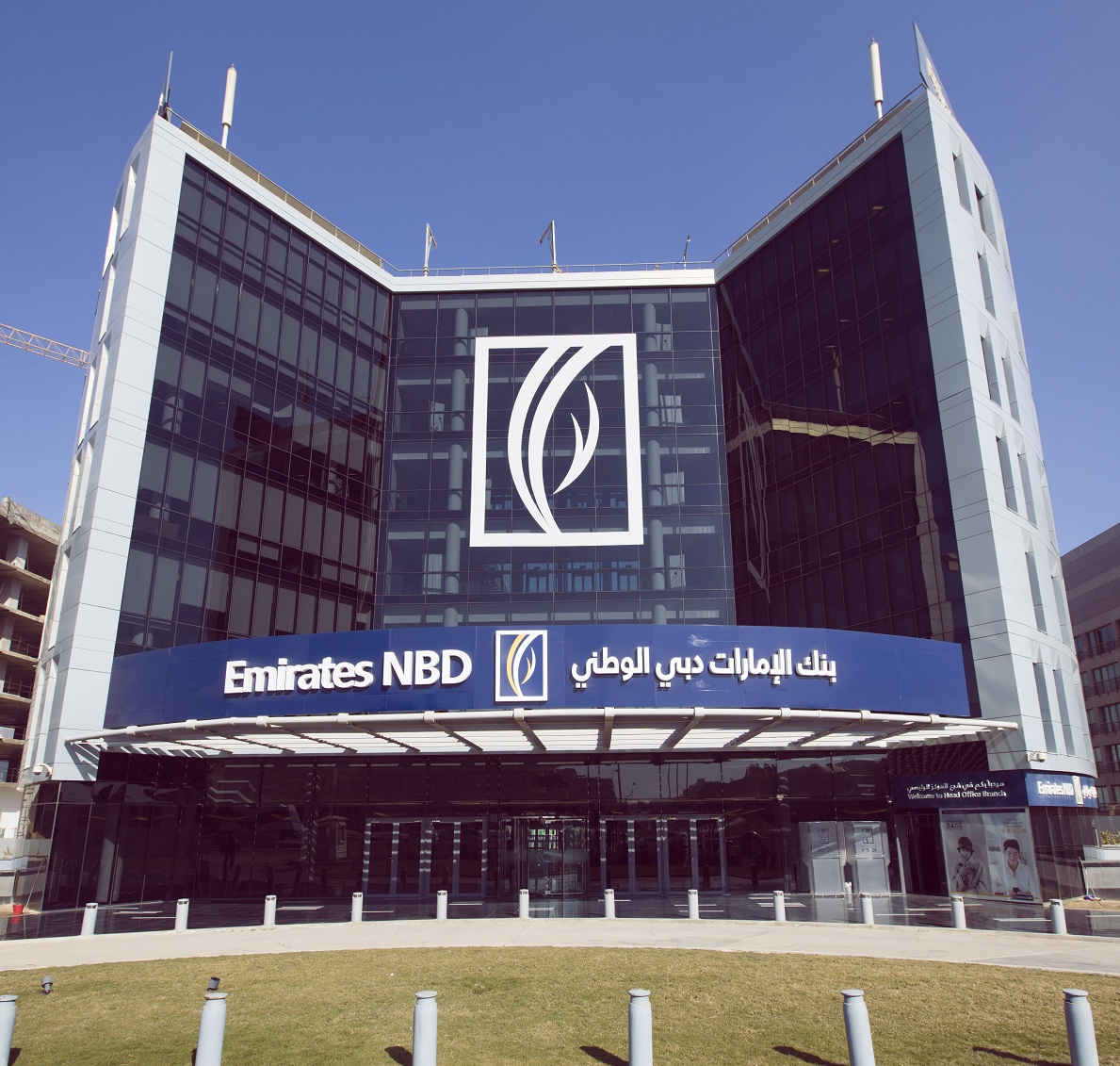 دستور بانک اماراتی برای پایان مراودات اقتصادی تجار ایرانی؛ اقدامی معمول با آغاز تقابل با ایران؟