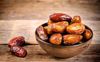 10 معجزه عجیب خرما در بدن 10 معجزه عجیب خرما در بدن