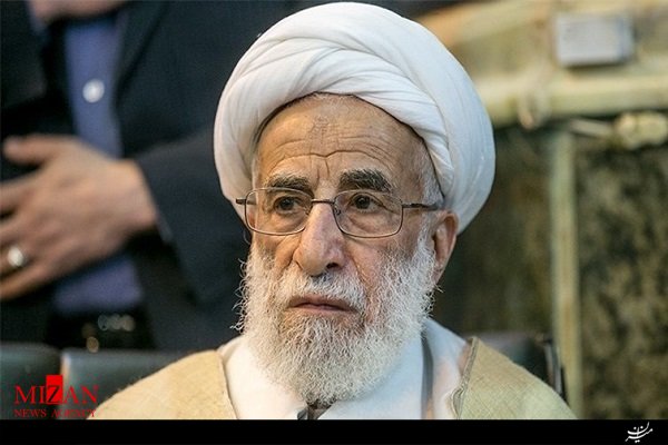 آیت الله جنتی خواستار اقدامات لازم برای نجات هموطنان گرفتار زیر آوار و رسیدگی به مصدومین زلزله شد