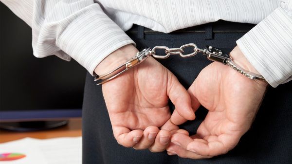 سارق حرفه‌ای منزل در پایتخت گرفتار قانون شد