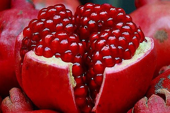 با خواص درمانی و غذایی انار آشنا شوید