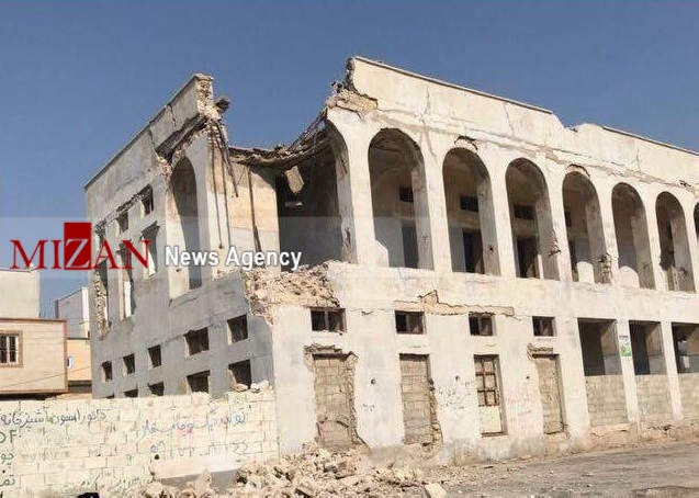 در حال بررسی خسارت زلزله هستیم/ بنای آسیب دیده گمرک ثبت ملی نیست در حال بررسی خسارت زلزله هستیم/ بنای آسیب دیده گمرک ثبت ملی نیست