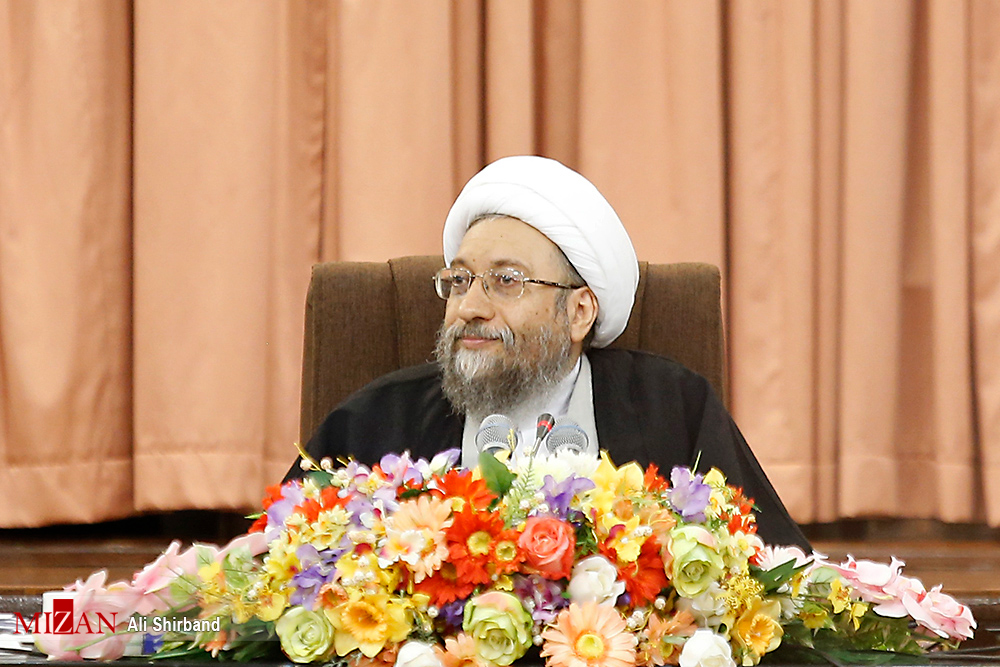با «نظارت‌های پنهان» از تخلفات قضایی کاسته‌ایم/شخصاً مخالف علنی بودن محاکمات نیستم/الزام قاضی به امری غیر از نظر شخصی‌اش را جایز نمی‌دانم/ فتنه‌گران قدیم دعوت به اغتشاش می‌کردند، فتنه‌گران جدید بست می‌نشینند