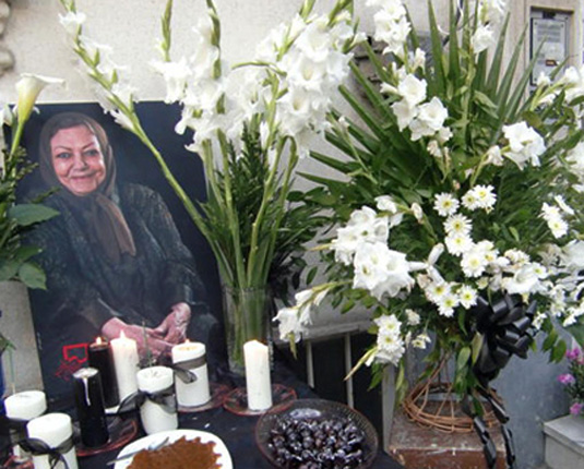 حمیده خیرآبادی