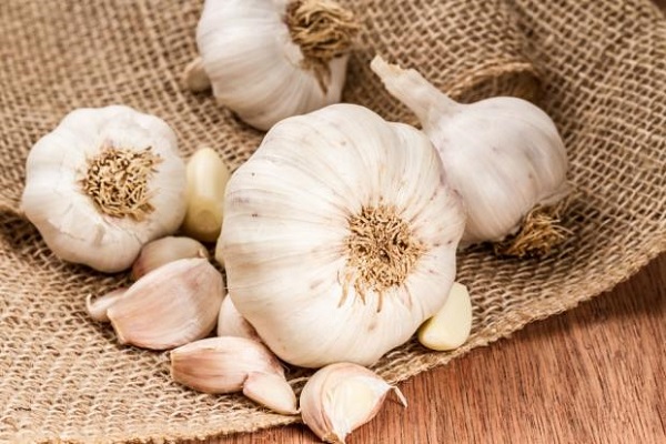 نسخه گیاهی برای تقویت کبد و سیستم ایمنی نسخه گیاهی برای تقویت کبد و سیستم ایمنی