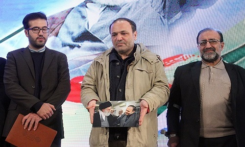 از گرانترین نان دنیا در ایران تا ارزانی مسکن بعد از زلزله تهران/ تبریک کریسمس به سبک ترامپ از گرانترین نان دنیا در ایران تا ارزانی مسکن بعد از زلزله تهران/ تبریک کریسمس به سبک ترامپ
