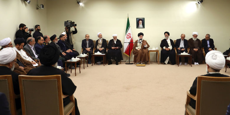 اگر روحانیت در میدان مبارزه نبود، انقلاب اسلامی بوقوع نمیپیوست اگر روحانیت در میدان مبارزه نبود، انقلاب اسلامی بوقوع نمیپیوست