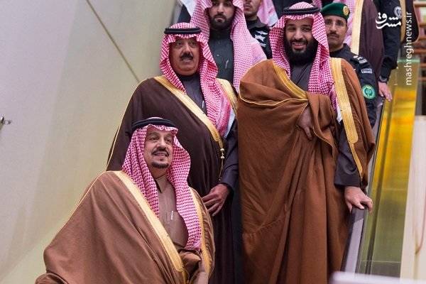 شاهزاده زندانی بعد از آزادی درکنار بن سلمان +عکس شاهزاده زندانی بعد از آزادی درکنار بن سلمان +عکس