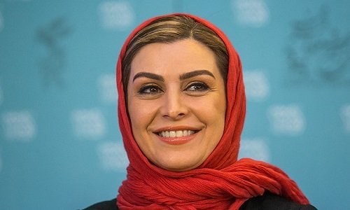 ماه چهره خلیلی: قرارداد «اشنوگل» را سفید امضا کردم