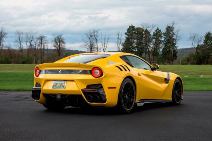 معرفی F12Tdf ؛ یک فراری خاص با آپشن های 130 هزار دلاری +تصاویر معرفی F12Tdf ؛ یک فراری خاص با آپشن های 130 هزار دلاری +تصاویر