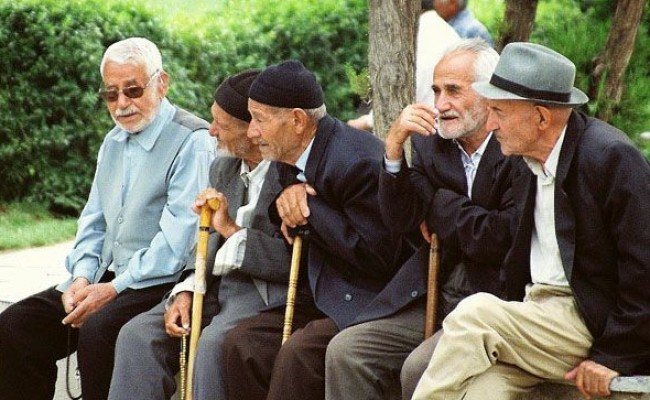 زیرذره‌بین: خرما‌هایی که به هیچ وجه نباید خورد!/ ۳۰ درصد جمعیت ایران تا ۲۰۵۰ سالمند می‌شود/ افراد چاق نارنگی نخورند