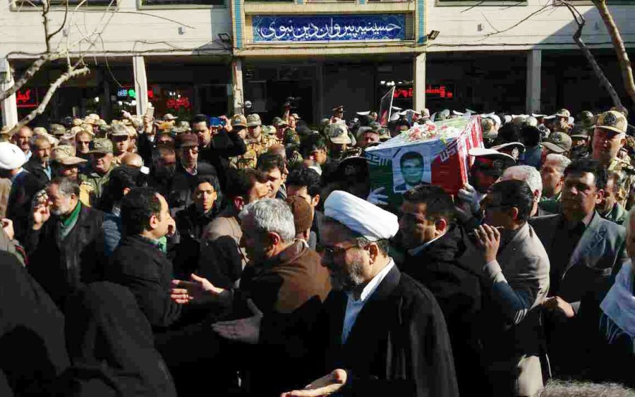تشییع پیکر یک جانباز شهید در مشهد تشییع پیکر یک جانباز شهید در مشهد