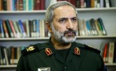 دشمن امروز می‌داند از کجا سیلی خورده و باید هم به هم بریزد