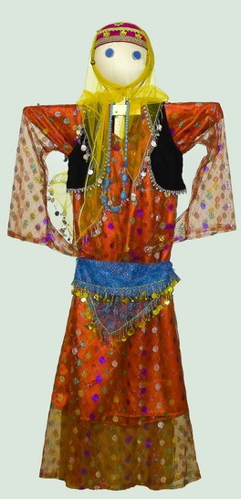 عروسکهایی برای طلب باران / خدا کند باران ببارد عروسکهایی برای طلب باران / خدا کند باران ببارد