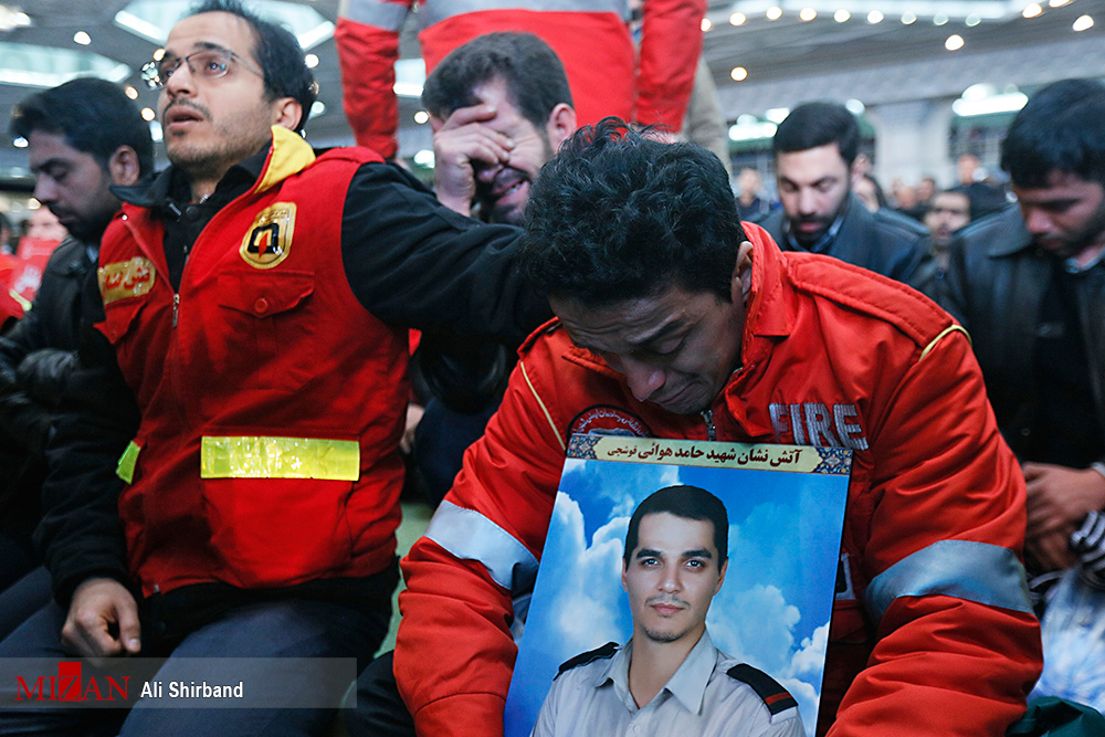 روایتی از ۱۶ شهید آتش نشان حادثه پلاسکو/ ساختمان آهنی پایتخت، ایستگاه آخر مردان آتش روایتی از ۱۶ شهید آتش نشان حادثه پلاسکو/ ساختمان آهنی پایتخت، ایستگاه آخر مردان آتش
