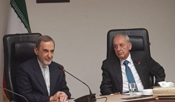 علی اکبر ولایتی مشاور امور بین الملل رهبر معظم انقلاب اسلامی، دقایقی پیش با نبیه بری رییس مجلس لبنان که برای شرکت در سیزدهمین کنفرانس مجالس کشور‌های عضو سازمان همکاری اسلامی در تهران به سر می‌برد، دیدار و گفتگو کرد