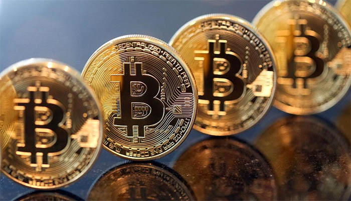 ارزش بیت کوین نصف شد ارزش بیت کوین نصف شد